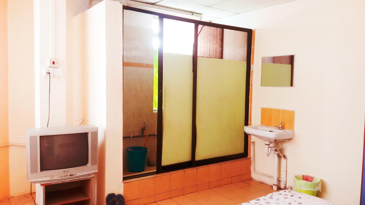 Hotel Makmur Κουαντάν Εξωτερικό φωτογραφία